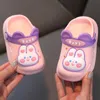 HBP Vendita calda senza marchio Cartoon Orso Coniglio Bambini Zoccoli Sandali Scarpe cave per bambini Sandali per bambini Pantofole per ragazze