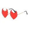 Occhiali da sole Donne di alta qualità Occhiali da sole senza montatura Uomini Devil Ear a forma di cuore Occhiali da sole Retro Sfumature Shades Feamle Eyewear UV400