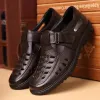 Sandales nouvelles chaussures d'été hommes sandales authentiques en cuir de haute qualité chaussures décontractées masculines marque masculine sandales non glissantes plus taille 47 m413