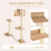 Wielopoziomowa wieża aktywności drzewa kotów montowana na ścianach z Pawhut z porysowaniem pokrytym Sisal