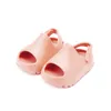 Sandali per bambini Neonato Bambino Adulti Slipon Moda Ragazzi Ragazze Schiuma Spiaggia Scivoli estivi Resina ossea Scarpe da acqua leggere per bambini 220630