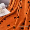 Lüks Altın Mink Battaniye Mektubu Pazen Battaniyeler Velvet Evde Kanepe Yatak Sayfası Kapak Şal 4 Mevsim Hediye Odası Dekorasyon