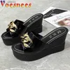 Dress Shoes Dress Shoes Slippers New Chain Style Outdoor Women 2022 Summer High-heeled 9CM Casual Fashionable And Comfortable Wedges Sandals White 7TWA H240321