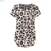 Kvinnors t-shirt leopard tryck kvinnor avslappnad kort ärm lös t-shirts-knapp plöjad tunika toppar v-hals kvinnliga pullover toppar sommarkläder Newc24319