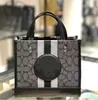 حقائب مصممة Montaignes Women Designers حقائب اليد Luxurys حقيبة التسوق الكلاسيكية العلامة التجارية جلدية كبيرة السعة مصممة مصممة فاخرة