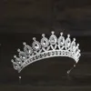 Tiara's Strass Kristallen Kroon Zilver Kleur Tiara Bruiloft Kroon Hoofdband Bruidshaaraccessoires Feest Prinses Kroon Bruidskroon Y240319