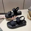 Tofflor utan snören runt tips kvinnors sommar flip flops 2024 blå sandal orange kvinna skor sneakers sport shoos s