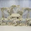 Oggetti di scena per matrimoni in ferro artistico supporto per fiori dorato scavato nel tavolo principale composizione floreale strada che conduce alla decorazione del matrimonio decorazione del palco del matrimonio senza lampadario