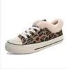 Scarpe da passeggio da donna invernali in peluche calde calzature da donna outdoor impermeabili sportive stampa leopardata femminile comoda