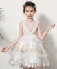 Lindo vestido de tule branco com apliques de joias até o chão vestido de flor para meninas vestidos de concurso de festa / aniversário vestidos de menina saia personalizada SZ 2-12 D319039