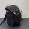 Zaino di design in nylon nero borsa da scuola per uomo e donna di moda Borse da viaggio portatili per esterni in tessuto impermeabile superiore Zaini da vacanza di grande capacità da 45 cm