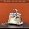 Sacs fourre-tout Sac à main en crocodile de l'Himalaya Véritable Maître Zhang Fait à la main Haut de gamme Sac personnalisé pour femme Mini Sac en platine 25 Crocodi du Nil importé ont le logo HBVHT7