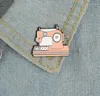 Brooches 10 PCS / LOT Pink Sewing Machine Enamel Pin Custom Bag Clothes Lapel Handcraft Badge Cartoon Jewelry