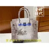 Borse tote Borsa in coccodrillo dell'Himalaya Vera pelle di coccodrillo francese dell'Himalaya Pura fatta a mano personalizzata Bk30cm Borsa con fibbia in argento Borsa in platino con logo HBUPJ0