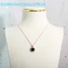 Jewelry Designer Brand Pendant Necklaces Black White Shell Double-sided Roman French Feeling Light and Non Fading Collarbone Chain Accessories