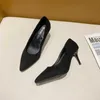 Zapatos de vestir para mujer Conciso Flock Tacones altos Bombas de mujer Punta puntiaguda Clásico Rojo Gris Damas Boda Oficina Tamaño grande 34-43LX54 H240321