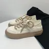 Scarpe Casual da donna Sneakers con punta tonda e fondo spesso Zapatos De Mujer da passeggio all'aperto con lacci incrociati da donna