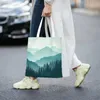 Sacos de compras Linda paisagem de montanha verde reutilizável mercearia dobrável totes lavável leve resistente poliéster presente