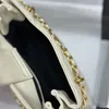 Bolso de mano de marca de diseñador Bolso para mujer Bolso cruzado de piel de oveja genuina con patrón de diamantes Bolso de un solo hombro CC19 bolso Bolso de cadena con patrón de diamantes clásico Cartera