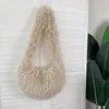 Sacs de soirée Mode Vintage Fausse Fourrure Dames Sac à bandoulière Doux Cool Peluche Femme Messenger Solide Couleur Grande Capacité Sac à main pour femme