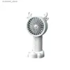 Electric Fans Portable Desktop Fan USB Charging Cartoon Design för bekväm bärbar resestorlek Kylfläkt Liten Handheld Fan Office Fan Miniy240320