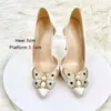 Robe chaussures de haute qualité soie talons hauts 12cm strass papillon brillant mariage blanc perle femmes pointues pompes côté vide h240321143i