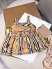 Moda recém-nascidos macacões de verão Tamanho do bodysuit infantil 52-90 cm Design de listras Crianças vestidos de camisola de verão 24mar