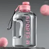 Bottiglie d'acqua Bottiglia di plastica ecologica con coperchio Cannuccia diretta Tipo corda per adulti Escursionismo 2,7 litri di grande volume