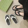 Chinelos femininos 2024 desgaste de verão com malha vermelha solas grossas sandálias elevadas antiderrapante saltos de inclinação praia para mulheres