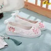 Maogu Embroidered Increase Inner Height Shoe Woman Flat 2023 Womens Trend Chinese Style Pumps Ancient Hanfu Shoes 240307