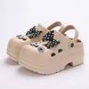 Slippare Eva Short and Fat Platform Womens Sandals 2024 Summer tjock bottenklocka Släpp Stängd tå Anti Slip Beach Garden Shoes H240325