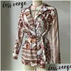 Robe de deux pièces Lessverge Floral Print Gold 2 Set Femmes Blazer Shorts À Manches Longues Sexy Col En V Costume Costume Tenues D'hiver Ensemble Drop Dhoji