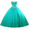 2019 Fashion Sweetheart Crystal Ball Gown Quinceanera klänningar Tulle plus Size Sweet 16 Dresses Debutante 15 -år Formell parti Dres3732531