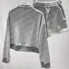 24SS Women Polo Bluza swobodne szorty Dwuczęściowe literowe druk z kapturem Tops Pullover Dripstring Short Pant Sports 2pcs Zestawy