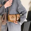 Ladies Bag na ramię 4 kolory mały design kreskówka metalowa łańcuch mody Torda ulica