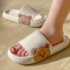 Terlik Sevimli Ayı Yaz Kadınlar Erkekler Plaj Sandalet Slip Banyo Duş Yumuşak Slaytlar Unisex Kalın Platform01zdan H240322