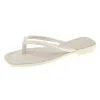Flops 2023 Perle Flip Flops Glitter Rignestone glisse Femmes Slippers brillantes Chaussures de plage de la mode