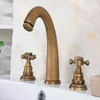 Rubinetti per lavandino del bagno Vintage Retro Ottone antico Montaggio su piattaforma Doppie maniglie Diffuso 3 fori Rubinetto per lavabo Miscelatore Rubinetti per acqua Aan077