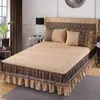 침대 스커트 3pcs 레이스 주름 스타일 침대 스프레드 프린세스 안티 슬립 1.8m 더블 커버 스트랩 보호