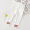 One-letnia dziewczynki spodnie dla niemowląt wiosna i jesienne noworodka Owinięte stopy Pp PP Spodnie anty-Mosquito Baby Leggins Pants Butt Sukienka
