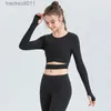 Ensembles actifs Chemise de yoga pour femmes à séchage rapide Fitness Gym à manches longues Crop Top Cross Hollow Exercice Sportswear Ropea RaportivaC24320