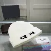 BeanieSkull Caps Caps Дизайнерская шапочка Роскошные зимние шапочки Женская защита ушей Теплая ветрозащитная шапка Модная повседневная Путешествие на открытом воздухе Лыжная носимая дизайнерская шапка High Qu