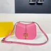 New Counter Quality Exclusive Control Shoulder Bag Autumn and Winter Mon Letter Eye-catching Bag Highlighting Saddle Crossbody Shoulder Versatile Trend Bag