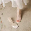 Nya sexiga höga klackar transparenta sandaler Kvinnor Summer Sandal Women Thick Glass Crystal Shoes Slippers 240228
