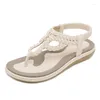 Pantoufles femmes 2024 fond plat décontracté chaussures romaines multi-fonctionnelles semelle souple sandales légères pour voyage plage