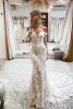 Sirena Impresionantes vestidos de novia Nuevos vestidos de novia sexy sin espalda con hombros descubiertos Mangas largas Apliques de encaje 3D con botones en la espalda cubiertos por encargo Bc15708
