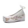 パンプスVeowalk Deer Embroidered Women 6cm Heid Heel Inside Wedge Women Hanfu Shoes