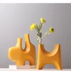 Vases Vase en céramique jaune évider abstrait irrégulier accessoires d'arrangement de fleurs artisanat de décoration de maison moderne