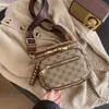 Gränsöverskridande grossistmodemärke handväskor tryckt liten fyrkantig väska för kvinnor vår ny crossbody high-end och mångsidig avslappnad axel