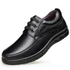Skor heta försäljning mäns äkta läder handgjorda skor 3847 mjuk antislip gummikontor loafers man casual läder affär mjuka skor